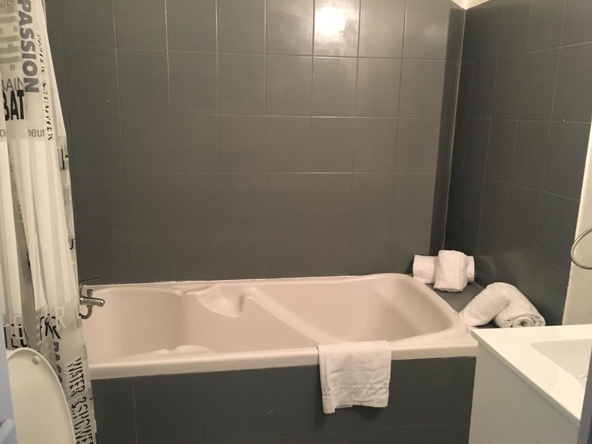Hotel La Cle Saint-Andre-de-Sangonis Ngoại thất bức ảnh