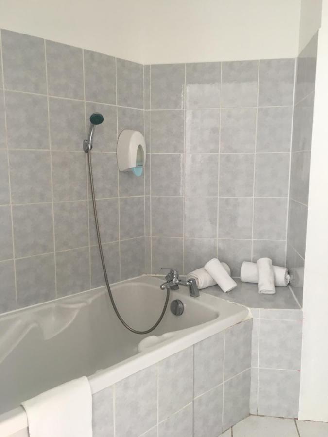 Hotel La Cle Saint-Andre-de-Sangonis Ngoại thất bức ảnh